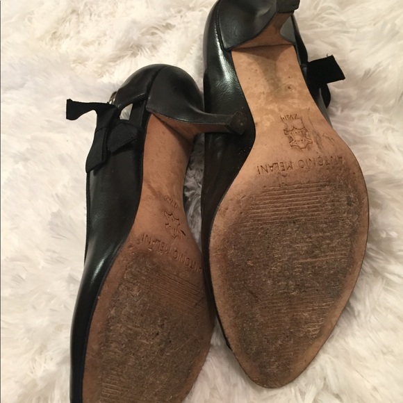 Black peep toe pump - Picture 3 of 5